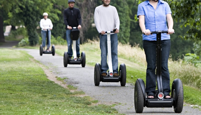 Los segways son una divertida actividad grupal 